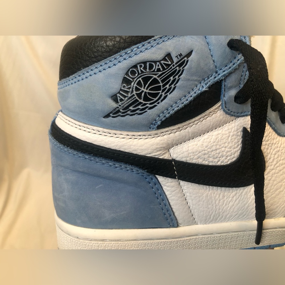 Jordan 1 High University Blue— Size 9 - Picture 16 of 16